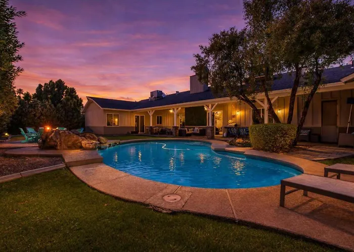 Sunny Daze In Old Town - Heated Pool Holiday home Scottsdale